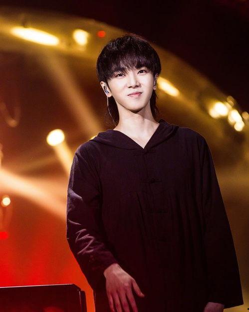 李明德王锵圈内人士爆料,揭秘娱乐圈不为人知的幕后故事  第3张